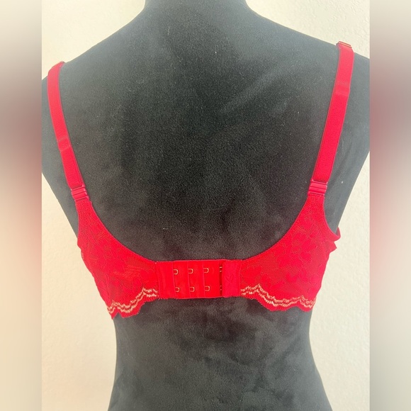 Victoria's Secret Dream Angels Push-up without padding in Red lace Size 36D - Picture 5 of 9